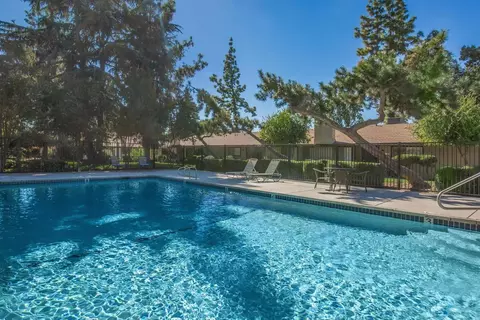 3388 G St, Merced, CA 95340