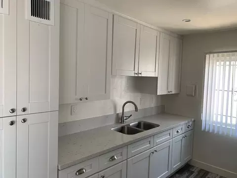 3451 W Florence Ave, Los Angeles, CA 90043