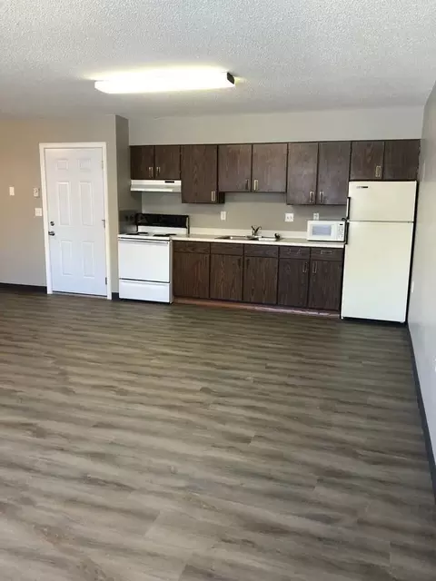 425 N Dubuque St, North Liberty, IA 52317