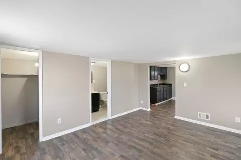 24311 Plymouth Rd, Redford, MI 48239