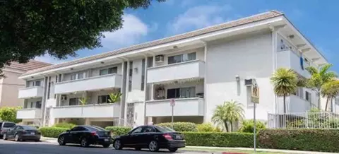 1339 Barry Ave, Los Angeles, CA 90025