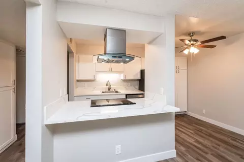 1701 O St, Sacramento, CA 95811