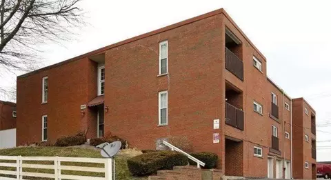 2085 Fontaine Rd, Lexington, KY 40502