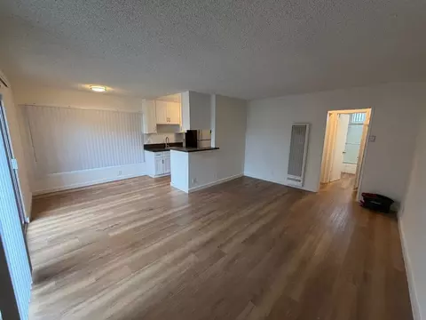 2139 Penmar Ave, Los Angeles, CA 90291
