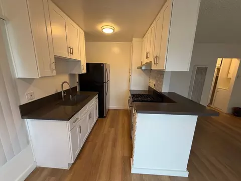 2139 Penmar Ave, Los Angeles, CA 90291