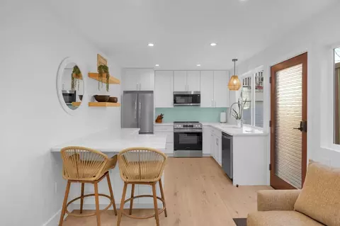 301 Lugonia St, Newport Beach, CA 92663
