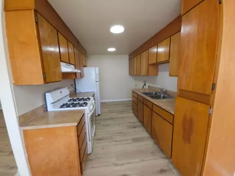 2540 Lee St SE, Salem, OR 97301
