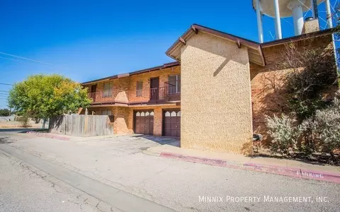 1904 N Midland Dr, Midland, TX 79707