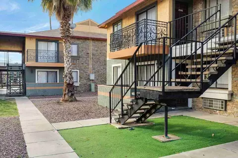 7111 N 75th Ave, Glendale, AZ 85303