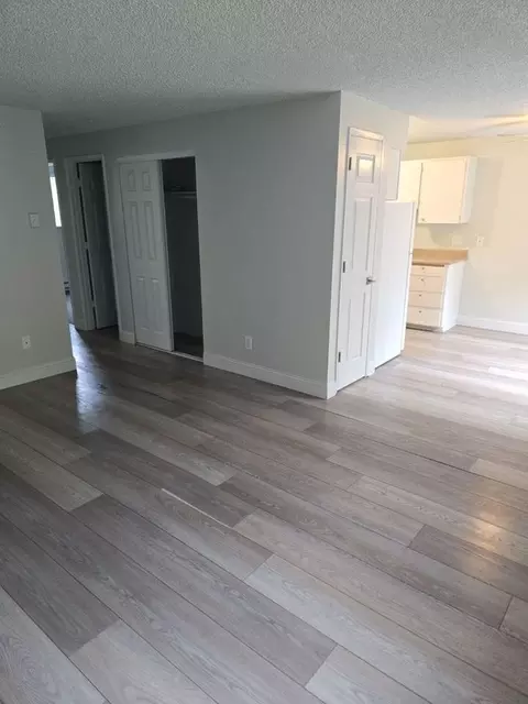 1136 NE 181st Ave, Portland, OR 97230