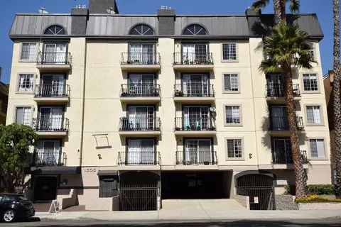 11505 Riverside Dr, Los Angeles, CA 91602