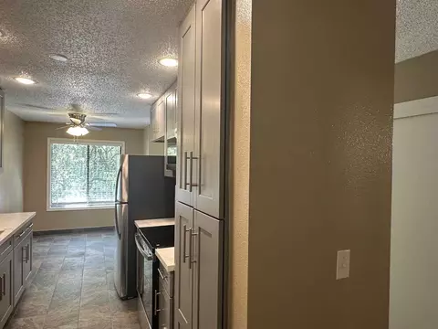 2700 SW Beaverton Hillsdale Hwy, Portland, OR 97239