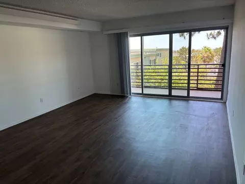 3748 Curtis St, San Diego, CA 92106