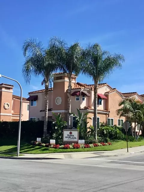 272 S Poplar Ave, Brea, CA 92821