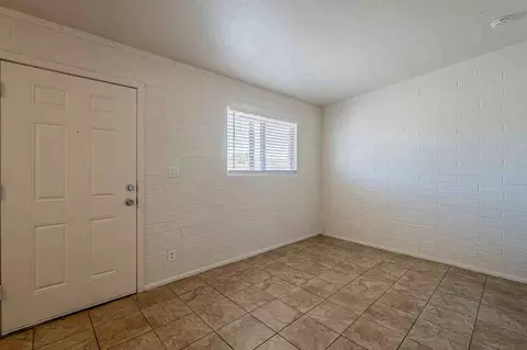 5632 S Montezuma St, Phoenix, AZ 85041 photo 6
