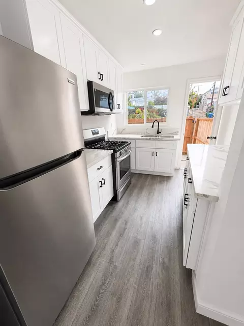 818 Cedar St, Santa Monica, CA 90405