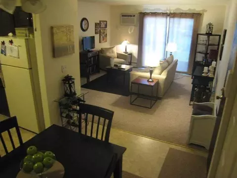 214 Royal Ct, Appleton, WI 54915 photo 6