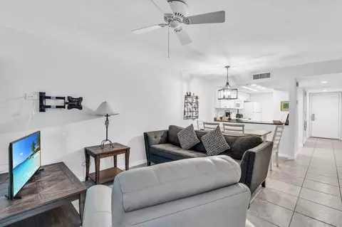 600 Neapolitan Way, Naples, FL 34103