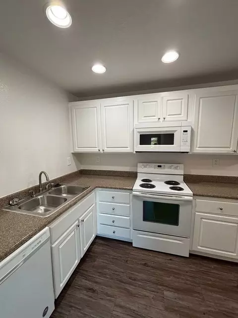 7400 Artesia Blvd, Buena Park, CA 90621 photo 4