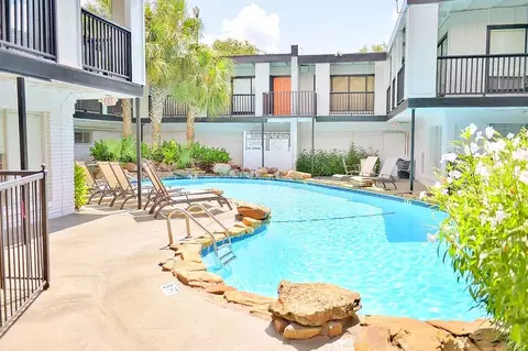 219 Marshall St, Houston, TX 77006