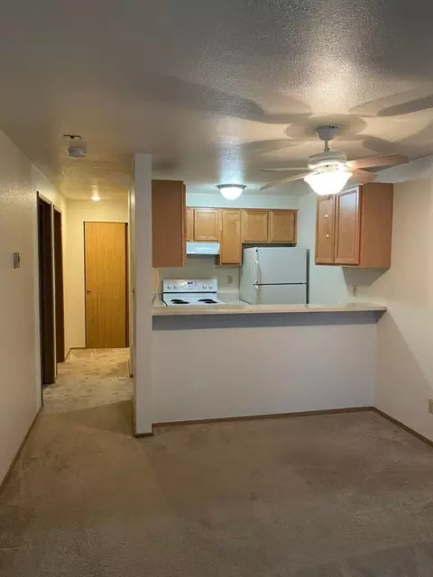 910 N 104th St, Seattle, WA 98133 photo 6