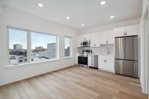 901 Leland St, Philadelphia, PA 19130