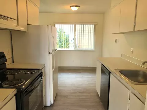 1418 E 2nd St, Newberg, OR 97132