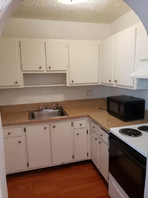 2037 SE 3rd St, Deerfield Beach, FL 33441