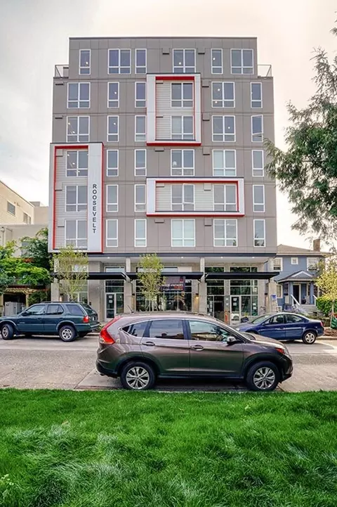 6404 9th Ave NE, Seattle, WA 98115
