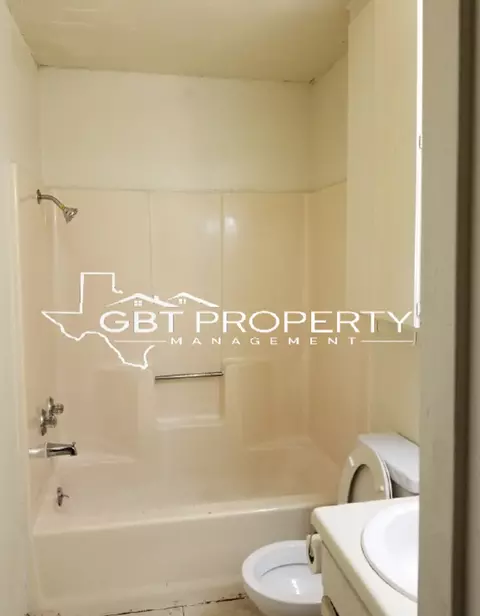 1 Bull Run, Comanche, TX 76442