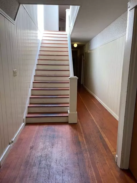 824 SE 30th Ave, Portland, OR 97214