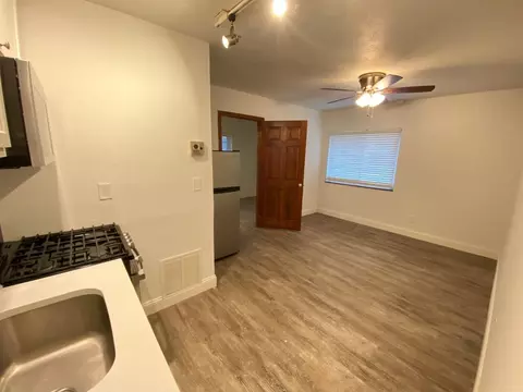 42 W Oakland Ave, Columbus, OH 43201