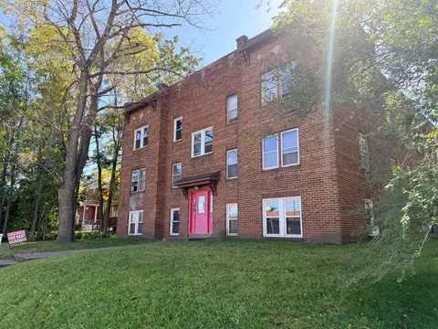 2930 5th Ave, Rock Island, IL 61201