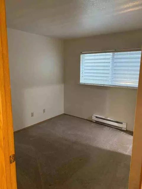 910 N 104th St, Seattle, WA 98133 photo 14