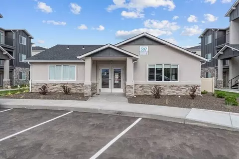 597 N Maple Grove Rd, Boise, ID 83704