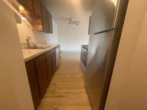 11541 Greenwood Ave N, Seattle, WA 98133
