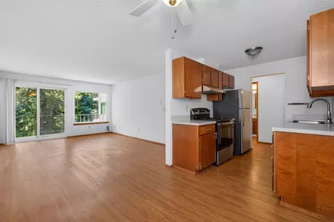 11541 Greenwood Ave N, Seattle, WA 98133