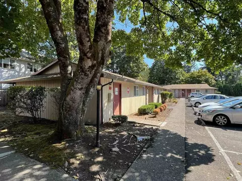 19201 19213 Se Yamhill St, Portland, OR 97233