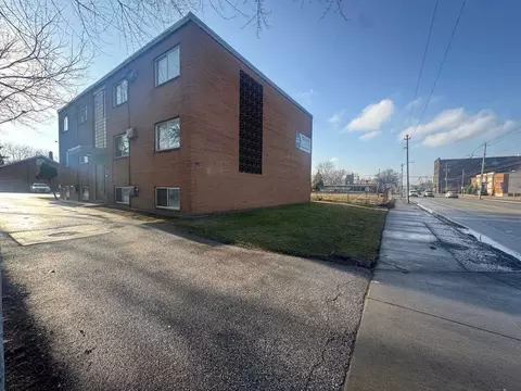 5058 Broadway Ave, Cleveland, OH 44127