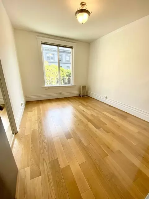 711 Leavenworth St, San Francisco, CA 94109