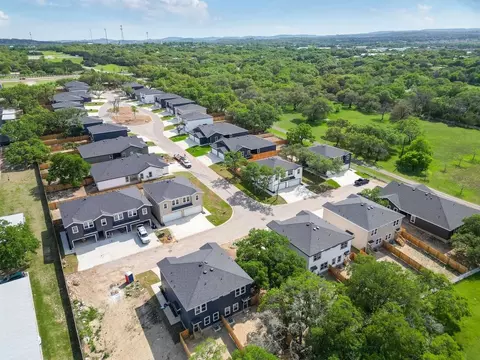 9193 Dietz Elkhorn Rd, Boerne, TX 78015