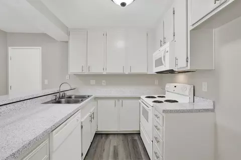 1261 Deerpark Dr, Fullerton, CA 92831 photo 18
