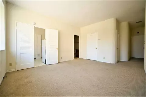 2468 Bancroft Way, Berkeley, CA 94704 photo 5