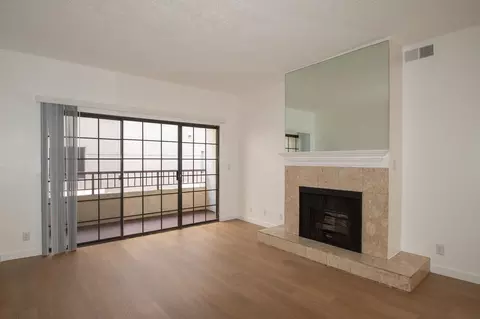 11594 Moorpark St, Studio City, CA 91602