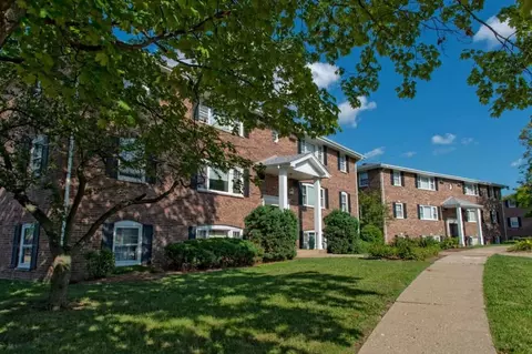 520 S Church St, Decatur, IL 62522