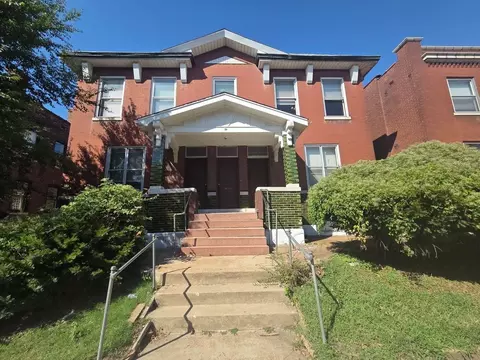 3451 Iowa Ave, Saint Louis, MO 63118