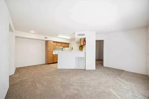1660 W T C Jester Blvd, Houston, TX 77008