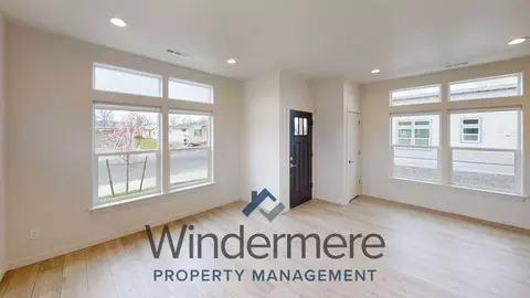 241 Avery St, Walla Walla, WA 99362 photo 2