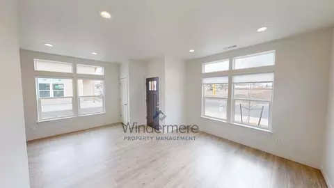 241 Avery St, Walla Walla, WA 99362 photo 2