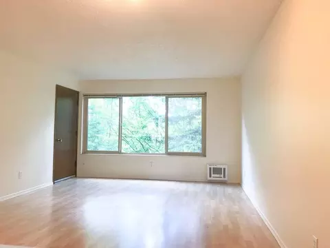 1821 E Thomas St, Seattle, WA 98112